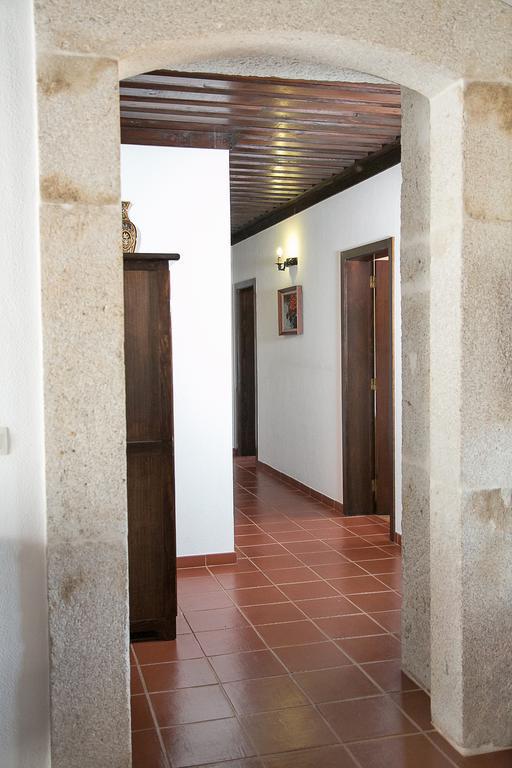 Solar Dos Almeidas - Turismo De Habitacao Bed & Breakfast Trancoso Exterior foto